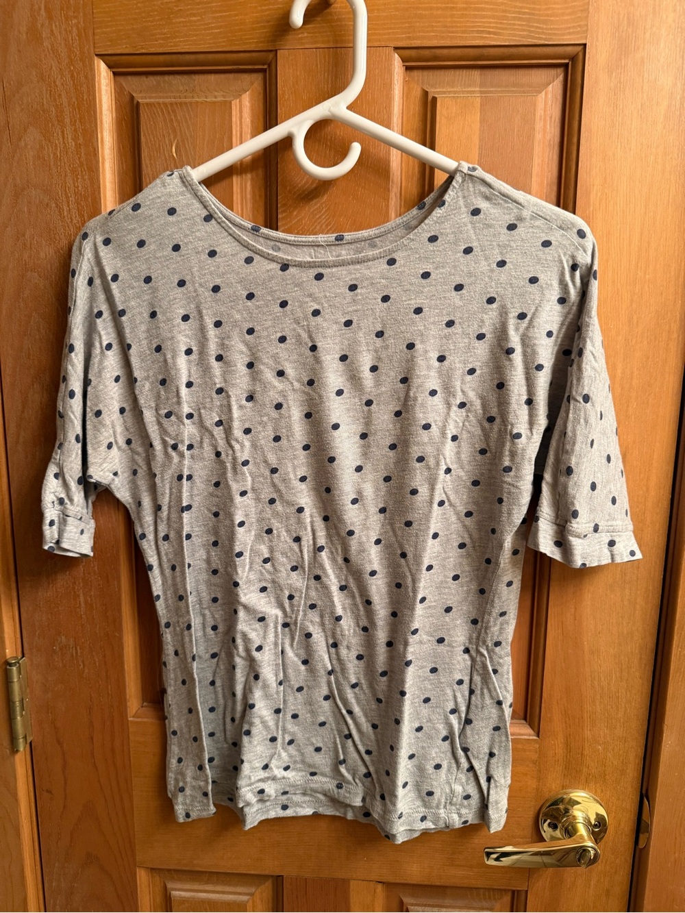 Levi's Gray Polka Dot 3/4 Sleeve Top